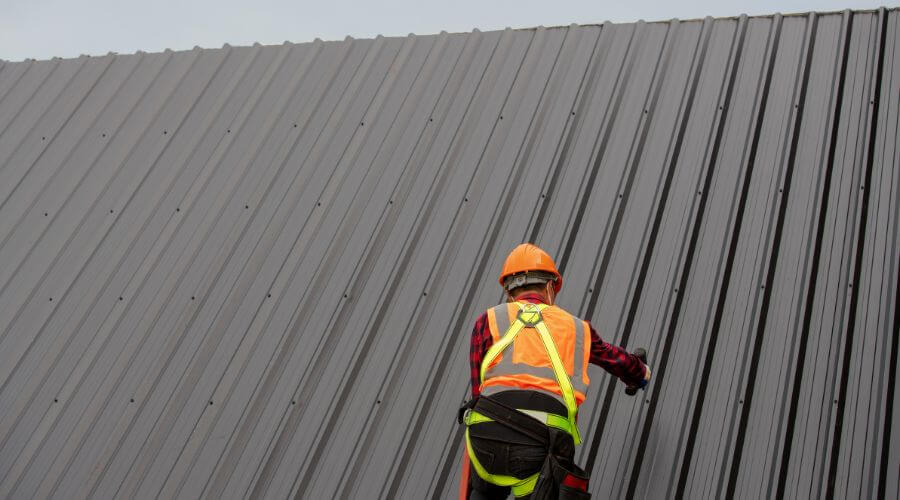 Professional metal roof installation services in Yorkville, IL